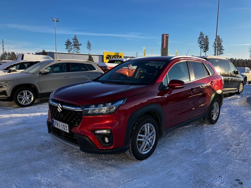 Suzuki S-Cross vaihtoauto