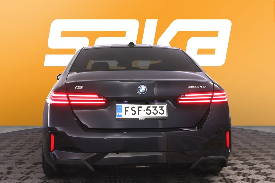 BMW i5 vaihtoauto
