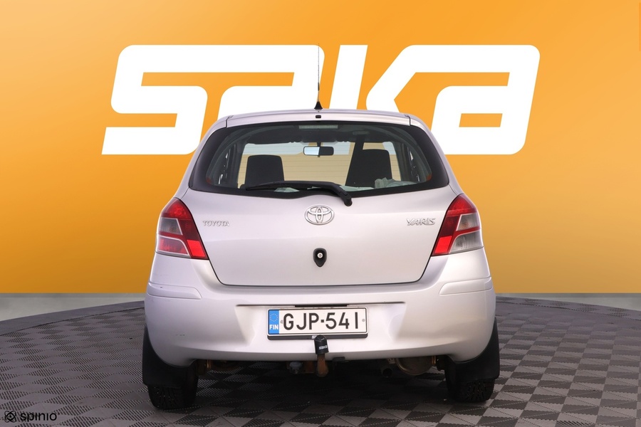 Toyota Yaris vaihtoauto