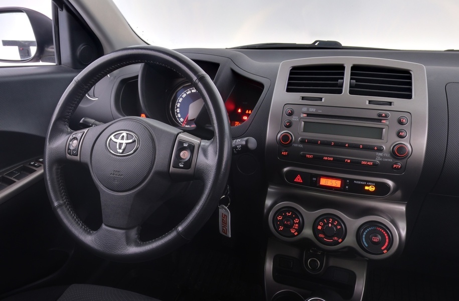 Toyota Urban Cruiser vaihtoauto