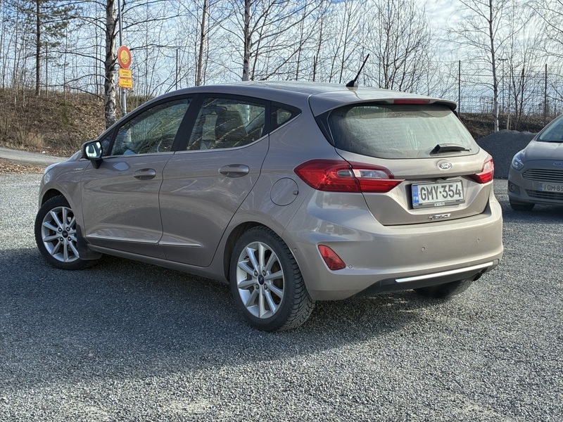Ford Fiesta vaihtoauto