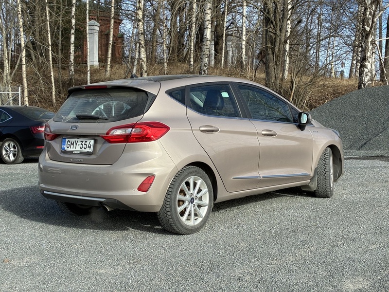 Ford Fiesta vaihtoauto