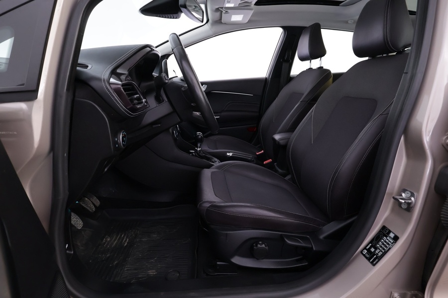 Ford Fiesta vaihtoauto