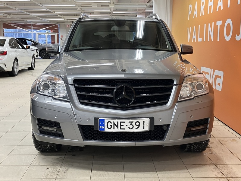 Mercedes-Benz GLK vaihtoauto