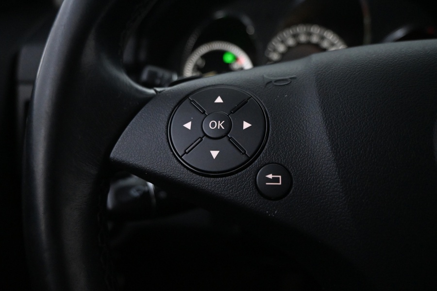 Mercedes-Benz GLK vaihtoauto