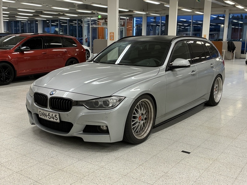 BMW 330 vaihtoauto