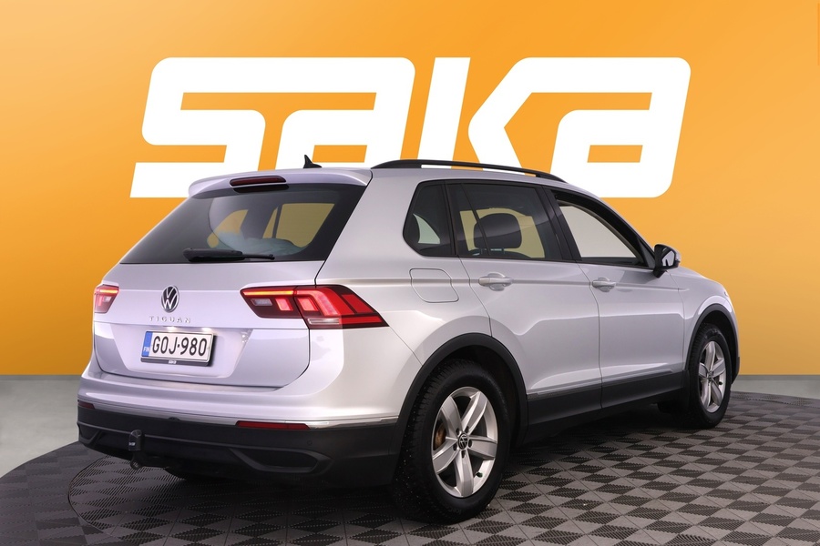 Volkswagen Tiguan vaihtoauto