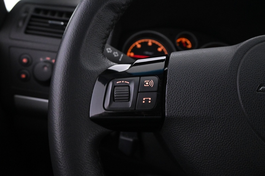 Opel Zafira vaihtoauto