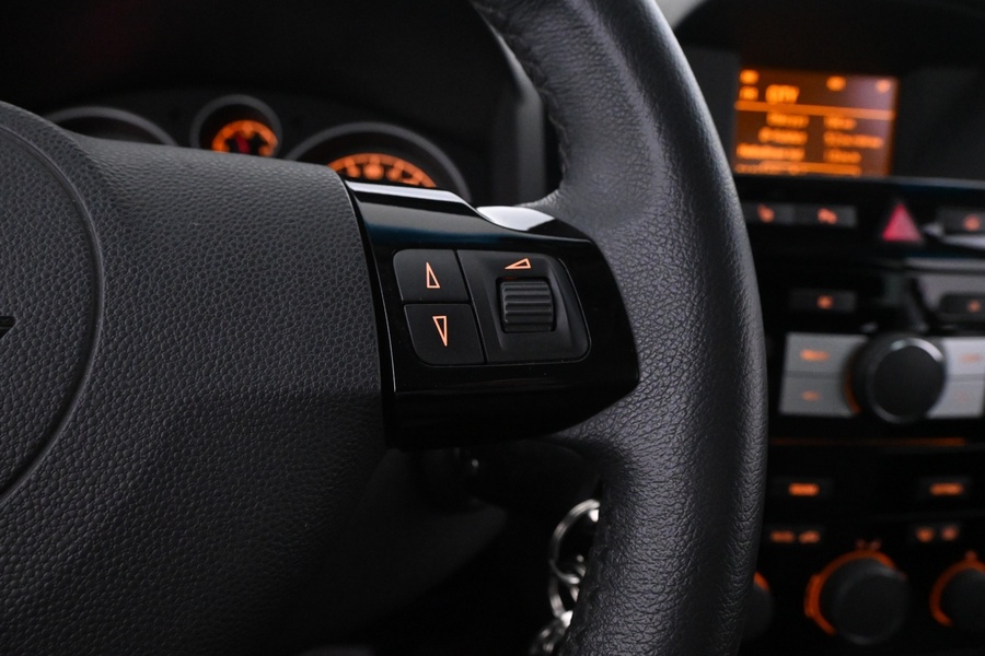 Opel Zafira vaihtoauto