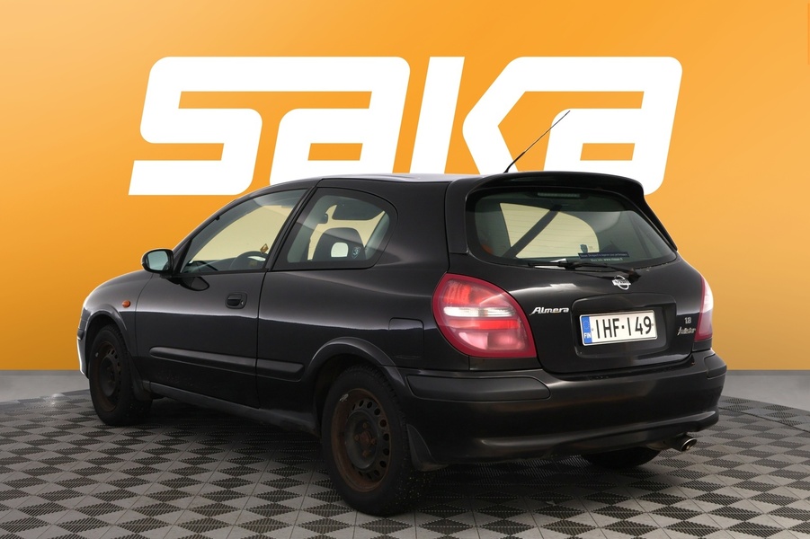 Nissan Almera vaihtoauto