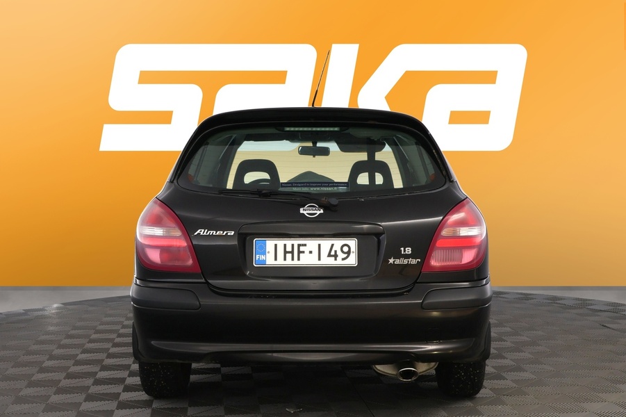 Nissan Almera vaihtoauto