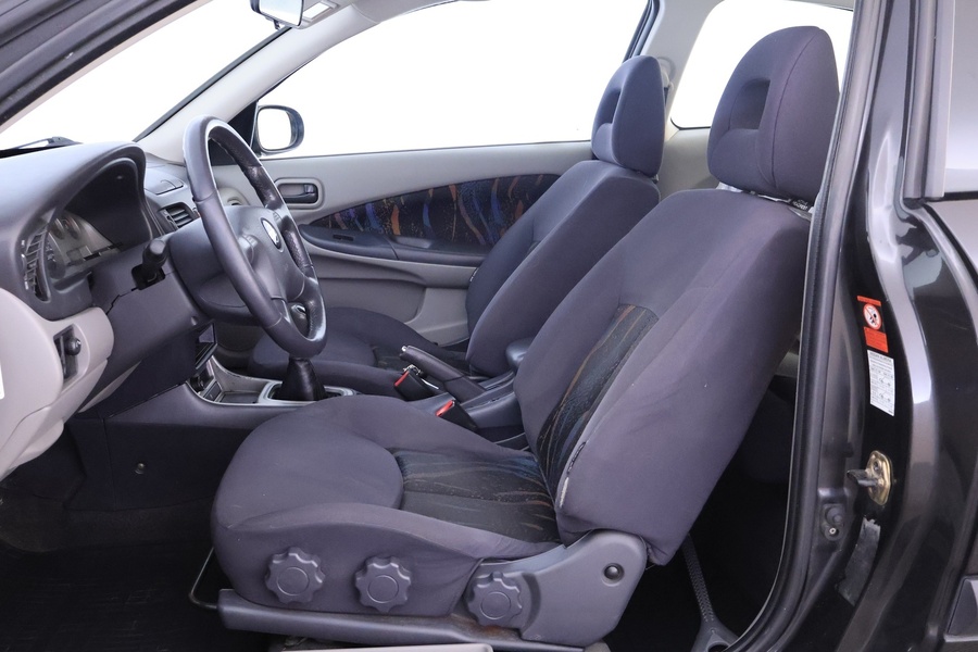 Nissan Almera vaihtoauto