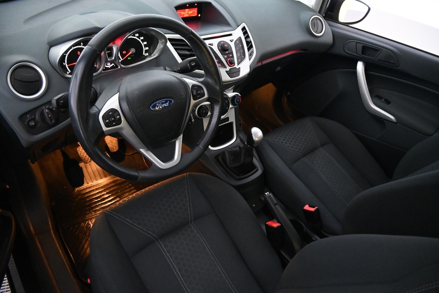 Ford Fiesta vaihtoauto