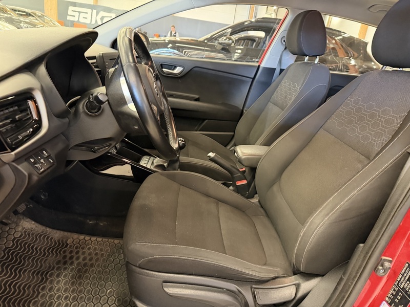 Kia Rio vaihtoauto