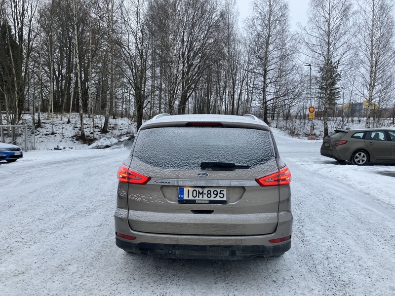 Ford S-MAX vaihtoauto