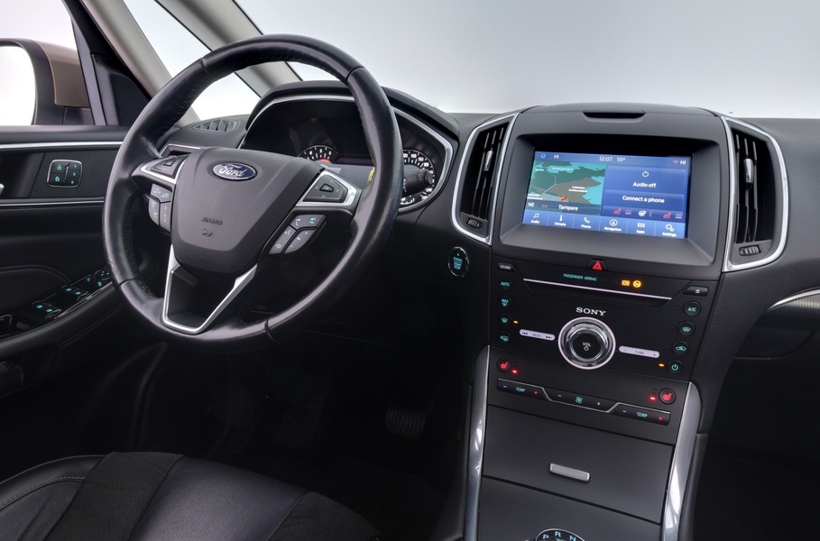 Ford S-MAX vaihtoauto