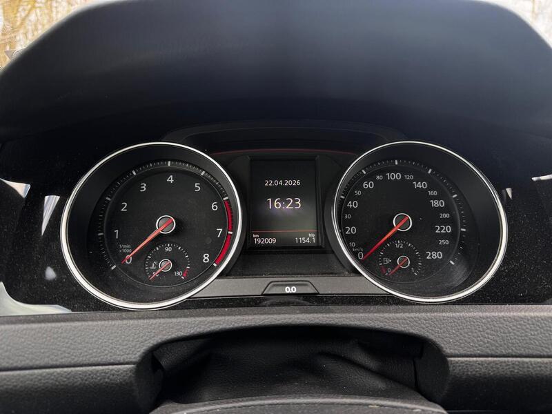 Volkswagen Golf vaihtoauto