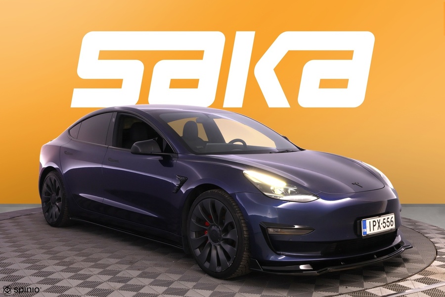 Tesla Model 3 vaihtoauto