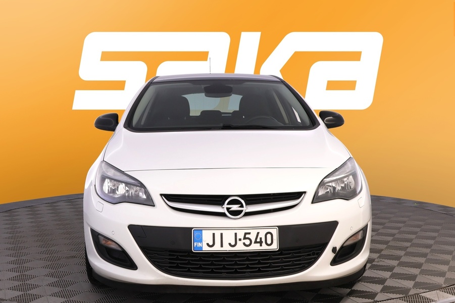 Opel Astra vaihtoauto