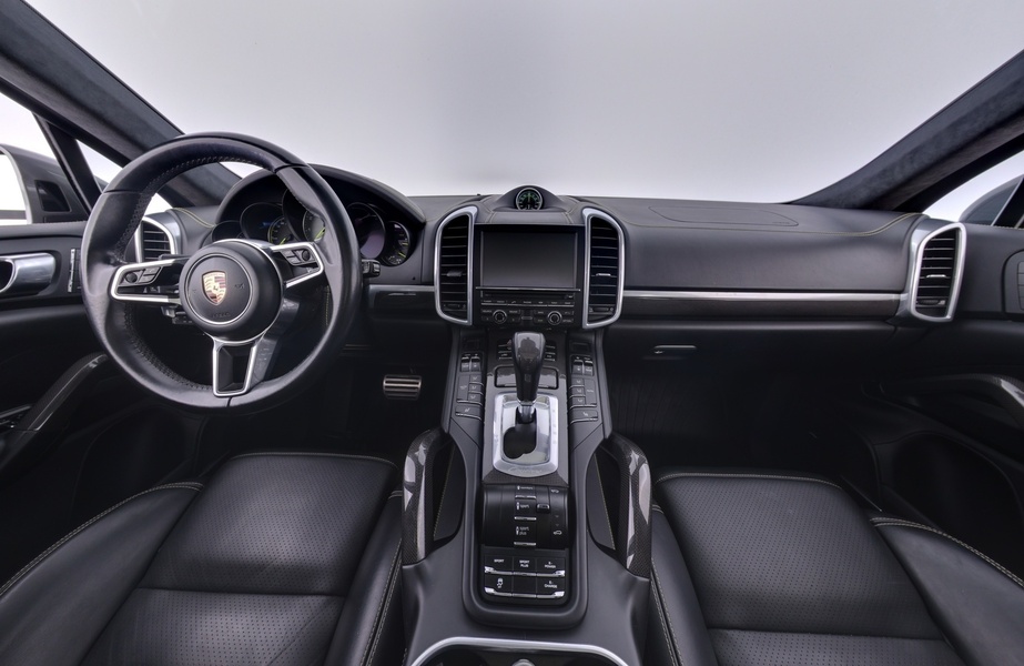 Porsche Cayenne vaihtoauto