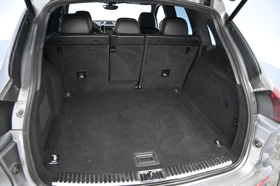 Porsche Cayenne vaihtoauto