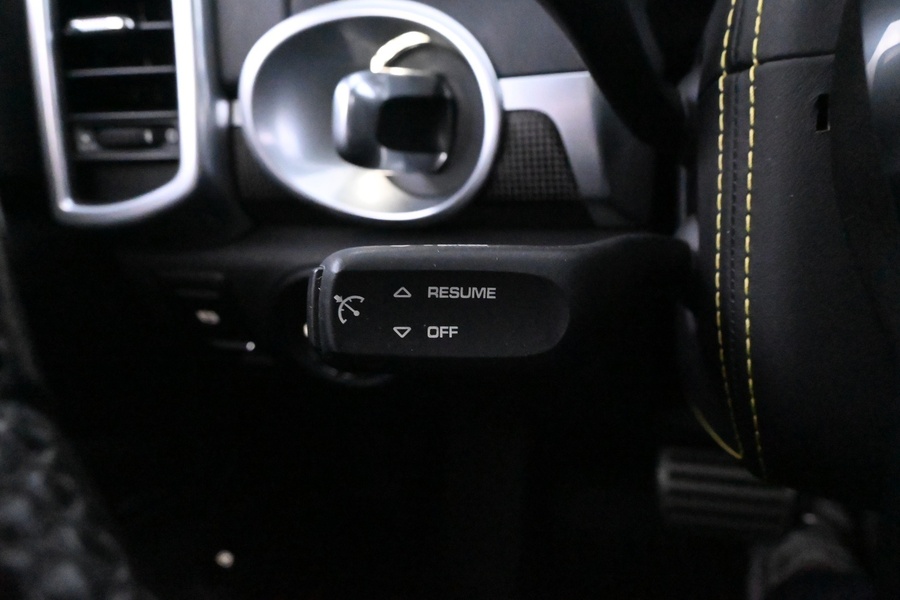 Porsche Cayenne vaihtoauto