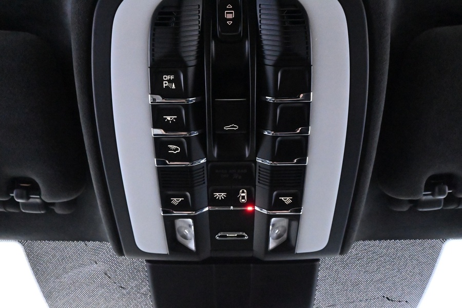 Porsche Cayenne vaihtoauto