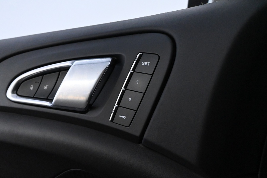 Porsche Cayenne vaihtoauto