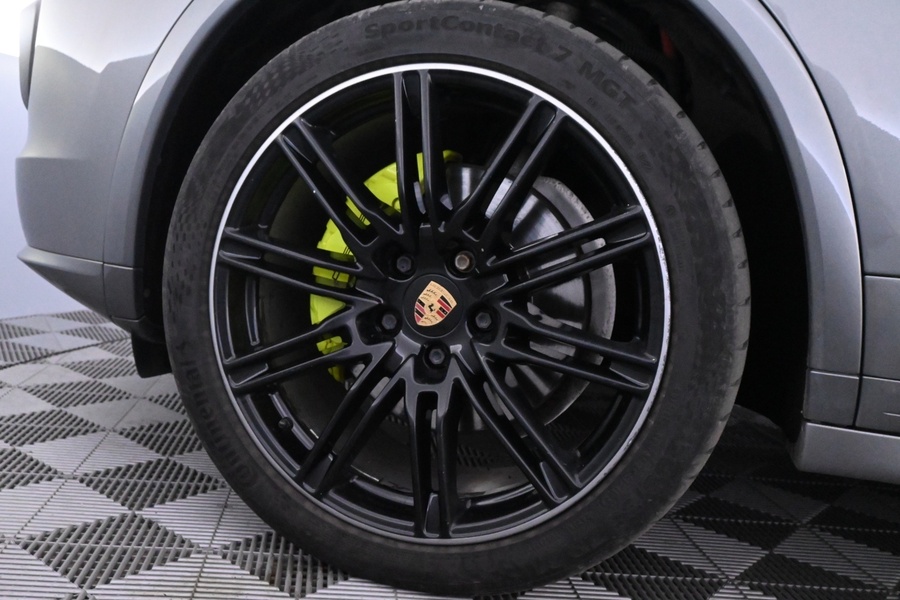 Porsche Cayenne vaihtoauto