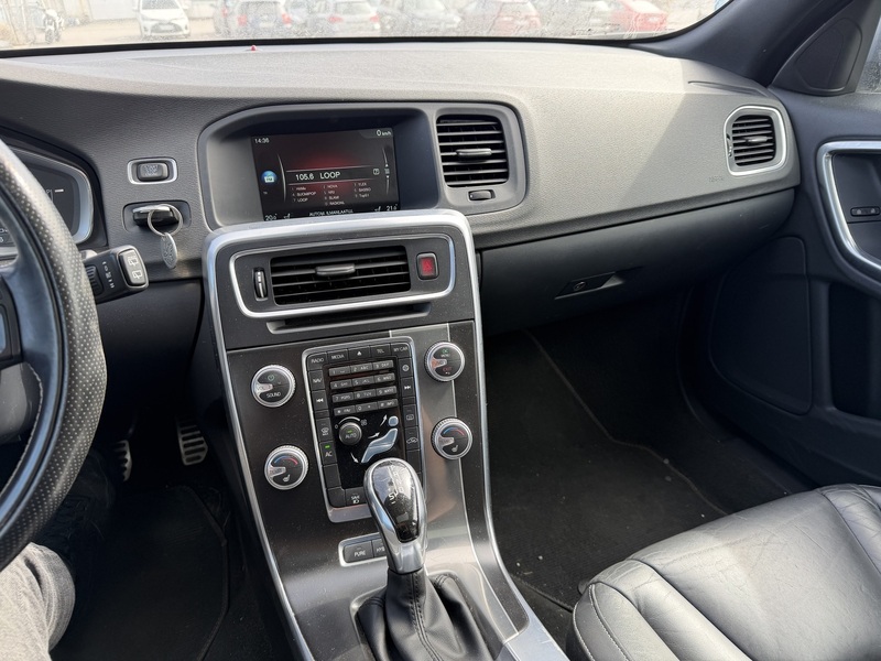 Volvo V60 vaihtoauto