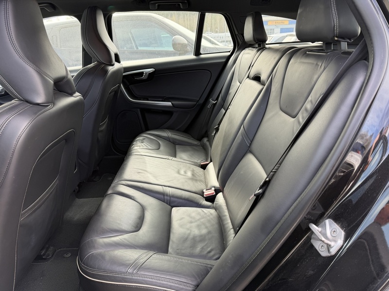 Volvo V60 vaihtoauto