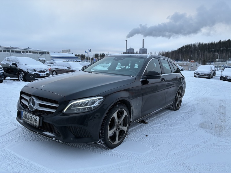 Mercedes-Benz C vaihtoauto