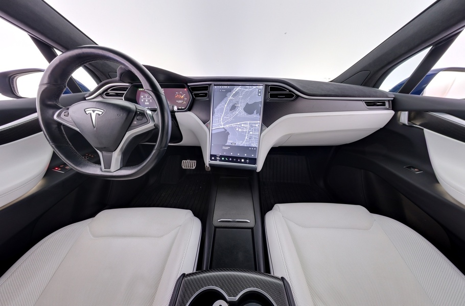Tesla Model X vaihtoauto