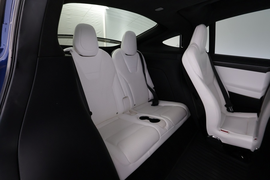 Tesla Model X vaihtoauto