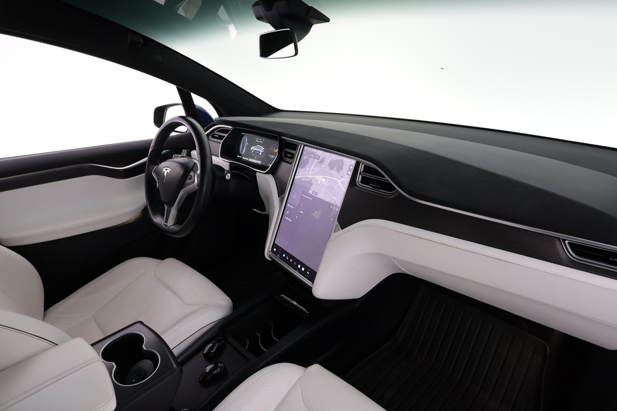 Tesla Model X vaihtoauto