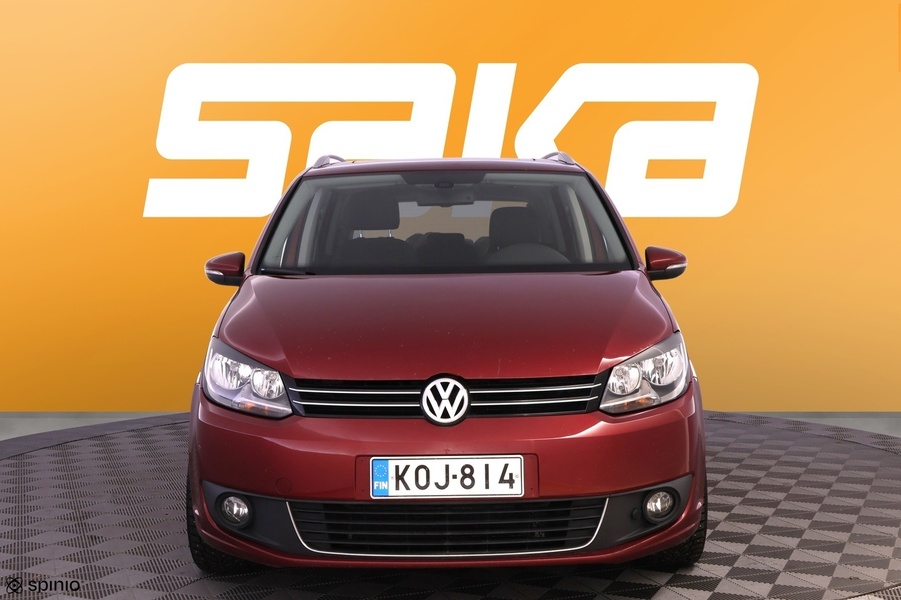 Volkswagen Touran vaihtoauto