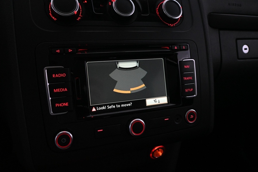 Volkswagen Touran vaihtoauto