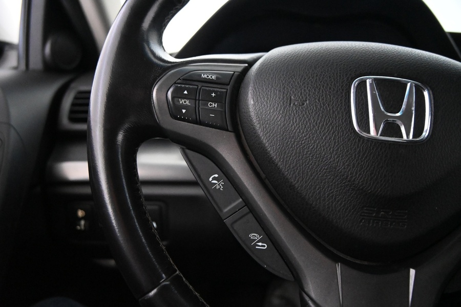 Honda Accord vaihtoauto