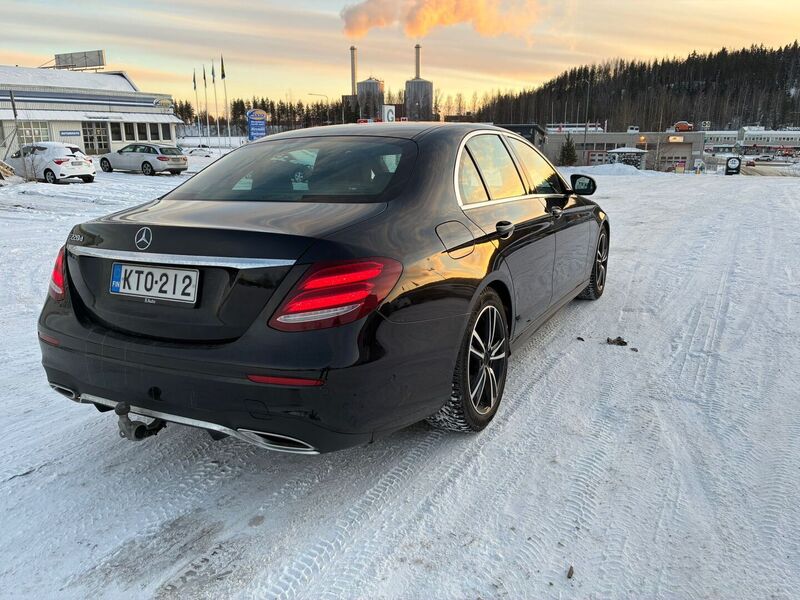 Mercedes-Benz E vaihtoauto