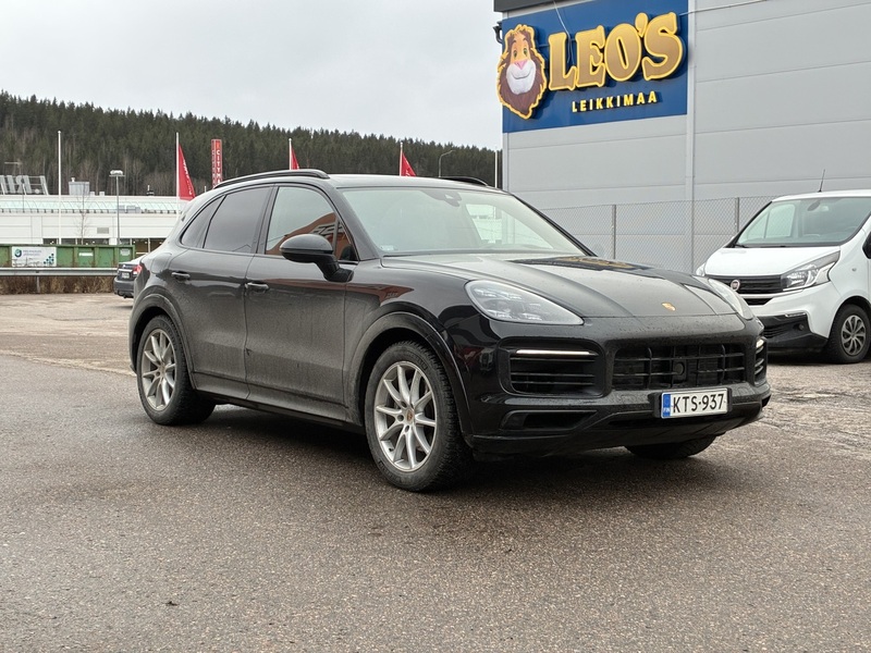 Porsche Cayenne vaihtoauto
