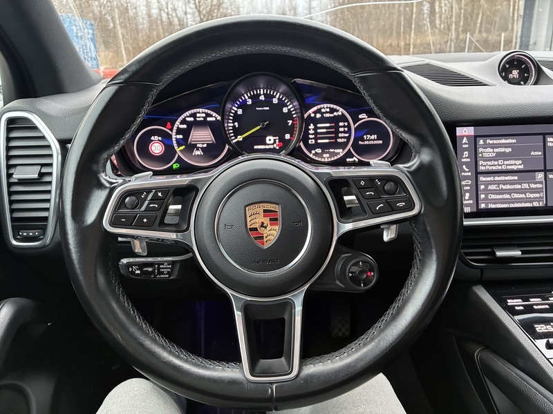 Porsche Cayenne vaihtoauto