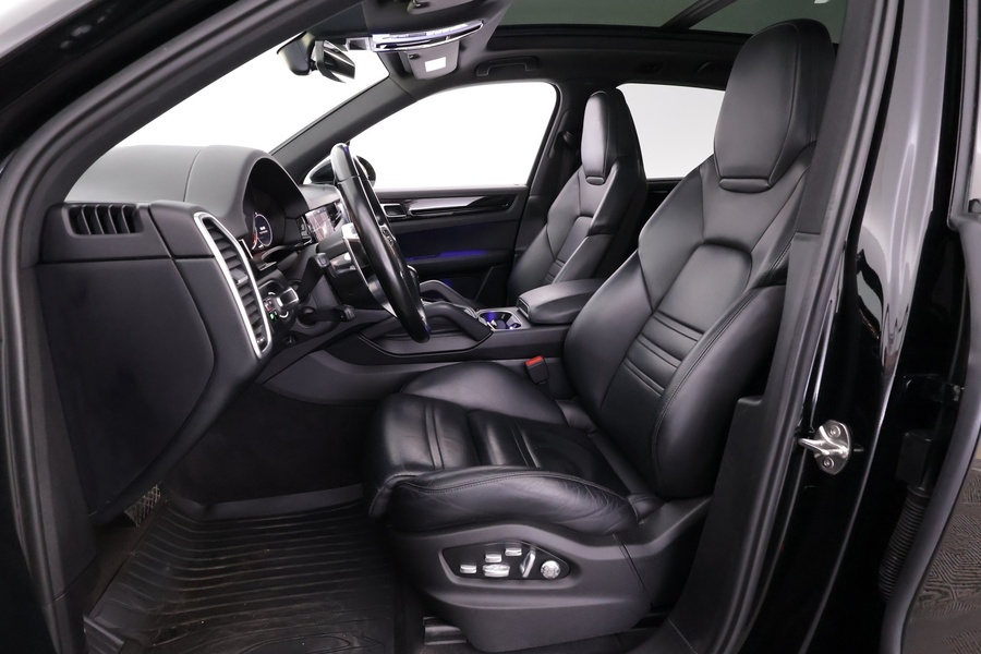 Porsche Cayenne vaihtoauto