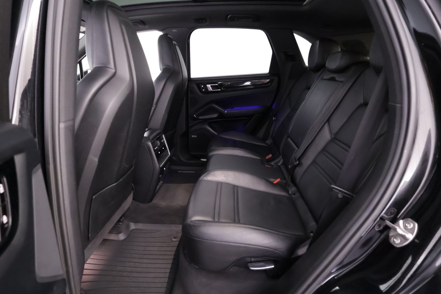 Porsche Cayenne vaihtoauto