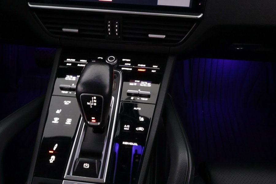 Porsche Cayenne vaihtoauto