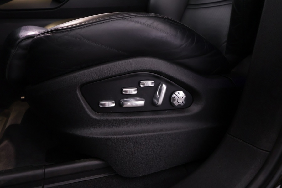 Porsche Cayenne vaihtoauto