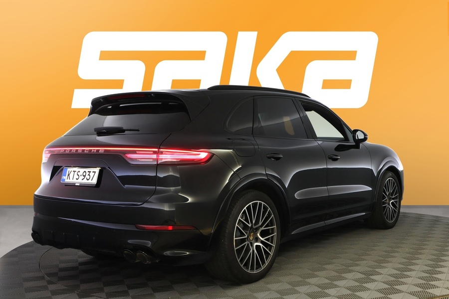 Porsche Cayenne vaihtoauto