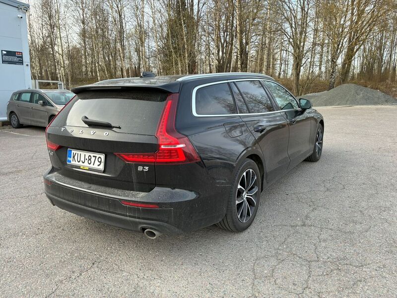 Volvo V60 vaihtoauto