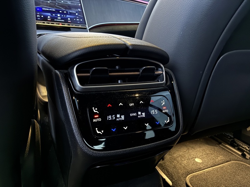 Mercedes-Benz EQE vaihtoauto