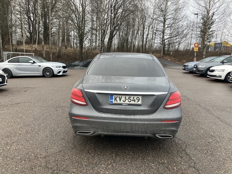 Mercedes-Benz E vaihtoauto