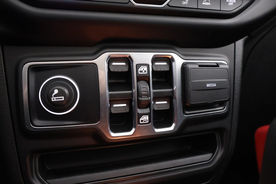 Jeep Wrangler vaihtoauto